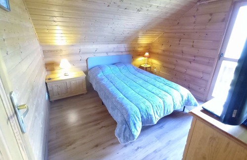 Reallon Ski Chalet | Large chalet sleeps 8 in Réallon