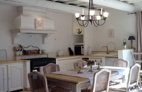 Robion Other | Large charming air-conditioned residence 4* heated fenced swimming pool - 8 bdrms/6sdb