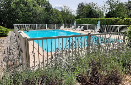 Caniac-du-Causse House | Large, charming gîte. Authentic Quercy house with swimming pool