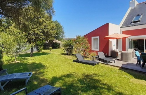 Locmaria House | Large, comfortable Grand-Cosquet Locmaria house on 800m2 wooded grounds