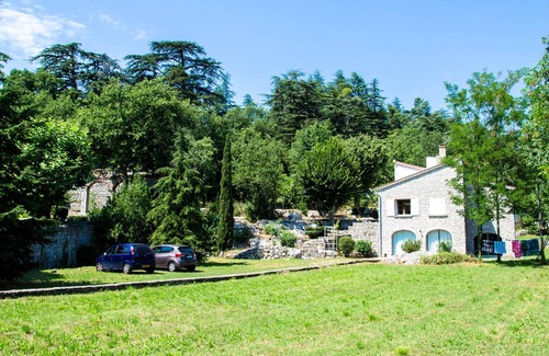 Saint Alban Auriolles House | Large family house in the Provençal Ardèche