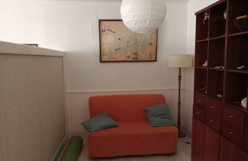 Ambon House | Large family home 10 minutes from the beach