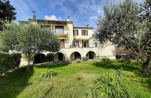 Marsanne House | Large family home with swimming pool in Drôme provençale-from 4 to 8 people