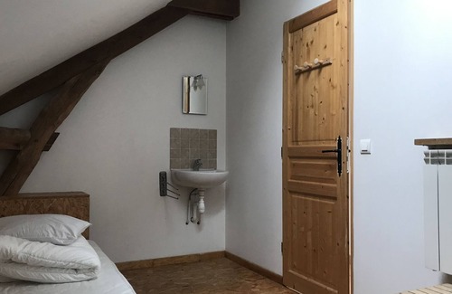 Arnouville-les-Mantes Cottage | Large Gîte on the farm (14 people) in Arnouville les Mantes (+ option F3)