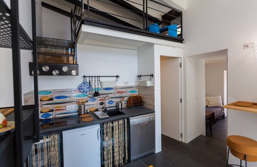 Maiori Apartment | Large Green House