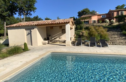 Joucas House | LARGE HOUSE, GORDES , heated swimming pool , view over Goult, Roussillon
