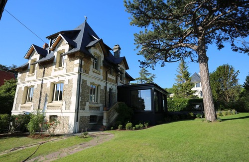 Trouville-sur-Mer House | Large house in Trouville Deauville with heated pool
