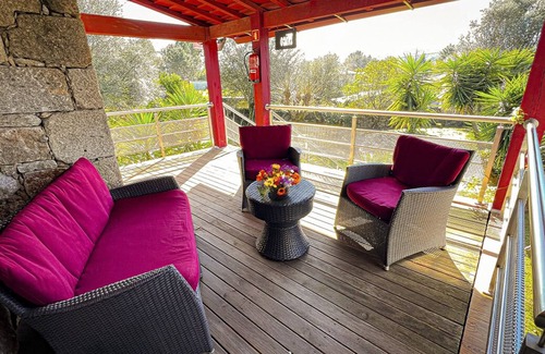 Santa Luzia House | Large House in Amares | Groups, Families, Gatherings