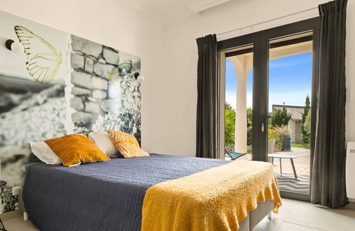 Sagone House | Large house in Corsica, sea view, beach walk and private pool