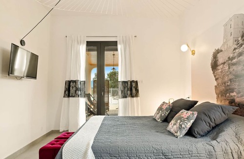 Sagone House | Large house in Corsica, sea view, beach walk and private pool