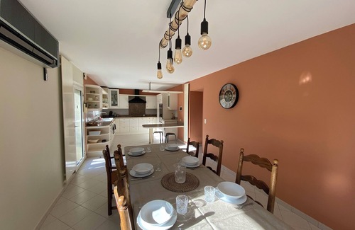 Tulette House | Large house in Drôme Provençale