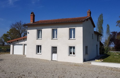Peschadoires Villa | LARGE HOUSE IN THE COUNTRY