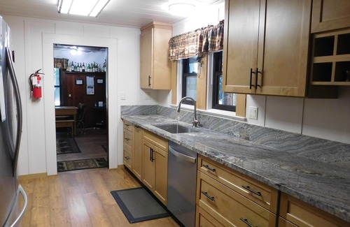 Sunnyside House | Large house perfect for multi-family vacations - TOT #11210