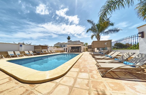 Javea Villa | Large Luxury Villa in the heart of Javea! 5-min walk to beach.