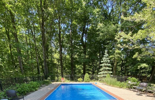 Three Oaks House | Large pool, hot tub, 5 BR, fire pit, playground; 8 min to Three Oaks & Beach
