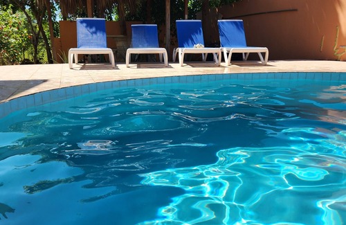 Treasure Beach Villa | LARGE Private Pool - 1 minute walk to beach AC in ALL bedrooms !