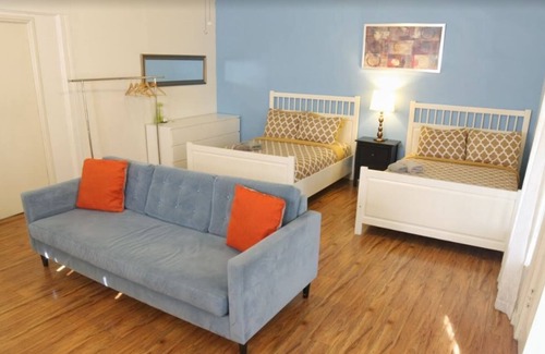 Pico-Union House | Large Private Spacious Room in KoreaTown