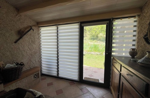 Pierrevert House | Large Provencal house with swimming pool