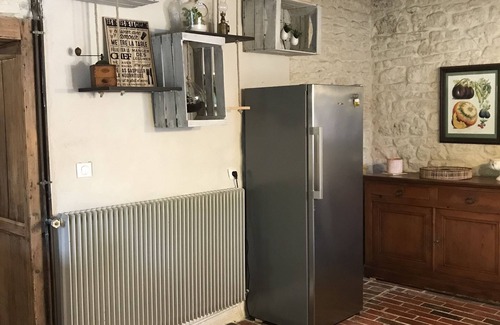 Ardillieres House | Large, quiet gîte, swimming pool, table tennis, table soccer