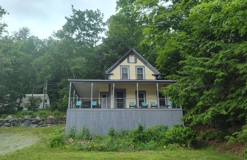 Sunapee House | Large Rustic 1800's Lake Home