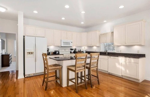 Little Salisbury House | Large Three Bedroom Beach House in Ocean City, MD