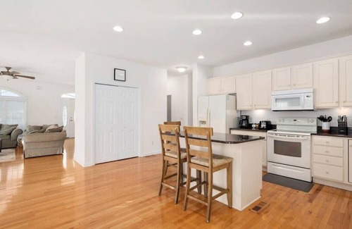 Little Salisbury House | Large Three Bedroom Beach House in Ocean City, MD