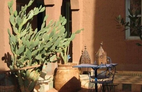 M'Hamid El Ghizlane House | large traditional adobe riad on the edge of the sahara