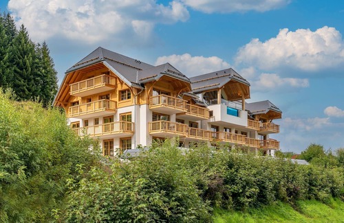 Altglashutten Apartment | Large vacation apartment, 52sqm, 1 bedroom, 1 living/bedroom, max. 4 persons