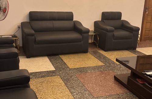 Kumasi House | LaRosa Executive Guest House