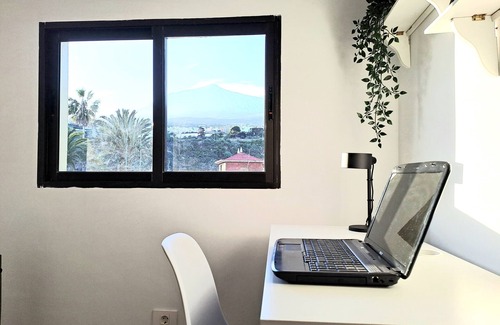 Icod de los Vinos Apartment | Las Mejores Vistas de Playa San Marcos
