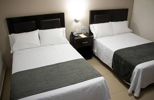 Zona Minerva Hotel | Las Pérgolas