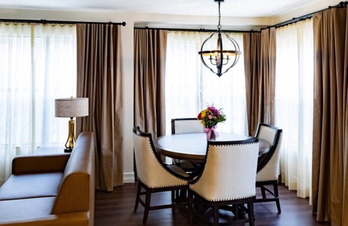 Las Vegas Villa | Las Vegas Flamingo Deluxe 1BR villa 691 sf with Kitchennette, WiFi in Las Vegas