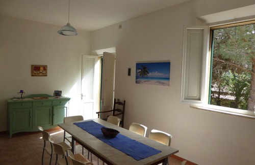 Piombino Apartment | last-minute july apartment in villa sea gulf of Baratti