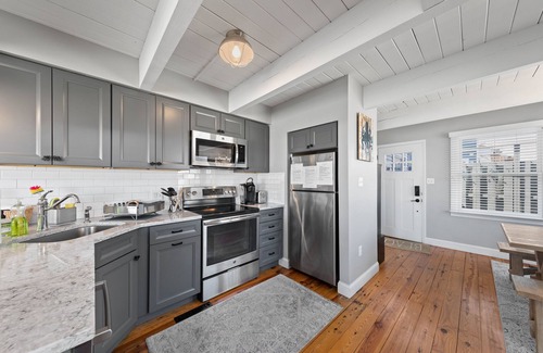 Dewey Beach House | Last minute opening! Mini summer stay available!