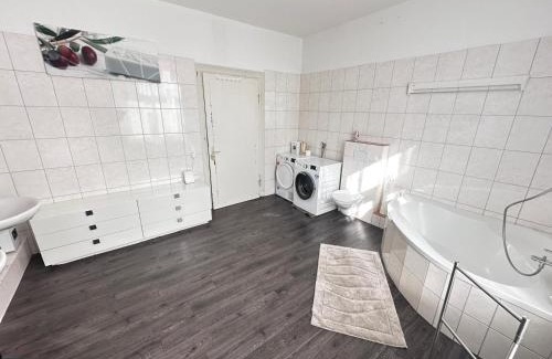 Gemarkung Barmen Apartment | Lavalya Zimmervermittlung Wuppertal