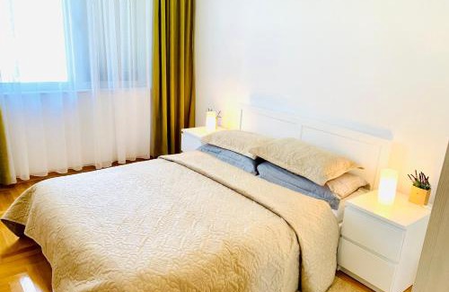 Donji Morinj Apartment | Lavender Bay Apartment B13