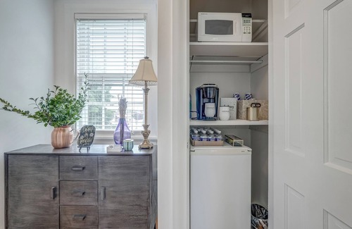 Richmond House | Lavender Hill! The perfect spot to rest & rejuvenate or meet with colleagues!