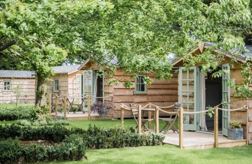 Beccles Cabin | Lavender Lodge, Toad Hall, Wangford