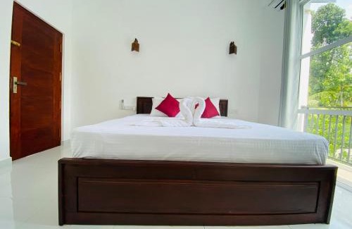 Welipitiya Hotel | Lavish
