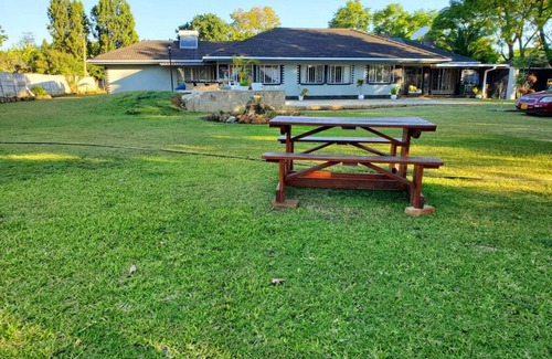 Harare House | Lavish Modern Glint House