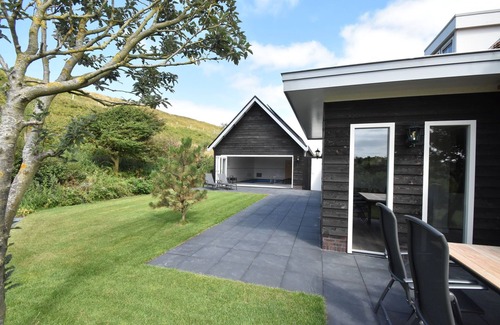 Julianadorp aan zee Villa | Lavish Villa in Julianadorp aan zee