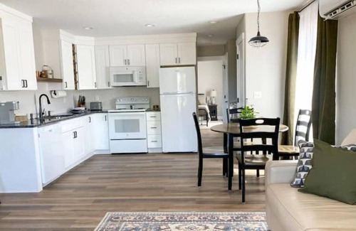 Hurricane Apartment | Lazy B Bungalow of Zion East+West