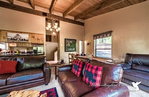 Ruidoso Cabin | Lazy Bear Lodge: 'Relaxation achieved' with hot tub.