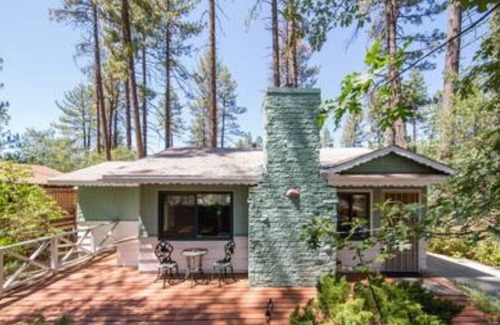 Idyllwild Cottage | Lazy Bear Lodge, SPA, Private Deck, WIFI Dogs OK