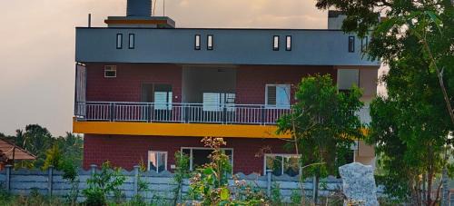 Narasapura House | Lazy Daisy Medows R2