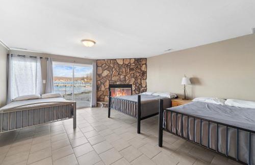 Lake Ozark House | Lazy Gator House- Sleep 20- Bachelor Parties Welcome