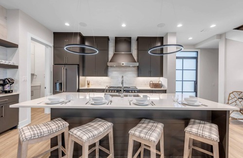 Burnet House | LBJ Bliss Retreat | Concierge Services | Promos Available