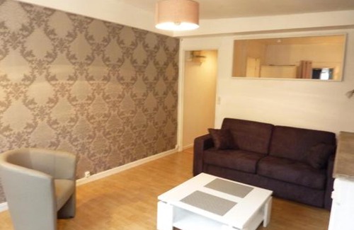 Quartier Vieux Marche-Cathedrale Apartment | Le bons enfant