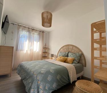Petite-ÃŽle Apartment | Le bungalov' ,une pause dans le sud sauvage