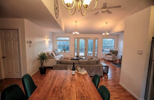 Lac-Swell Ski Chalet | Le 1717-Lakeside cottage-Heart of the Laurentians